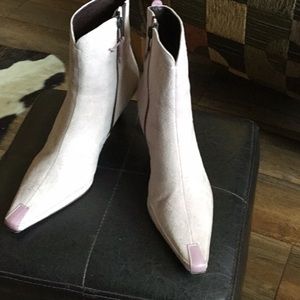 Donald J Pliner booties